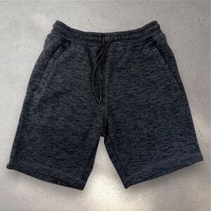 LEG3ED Men’s Black and Gray 9” Fleece Sweat Shorts. Small